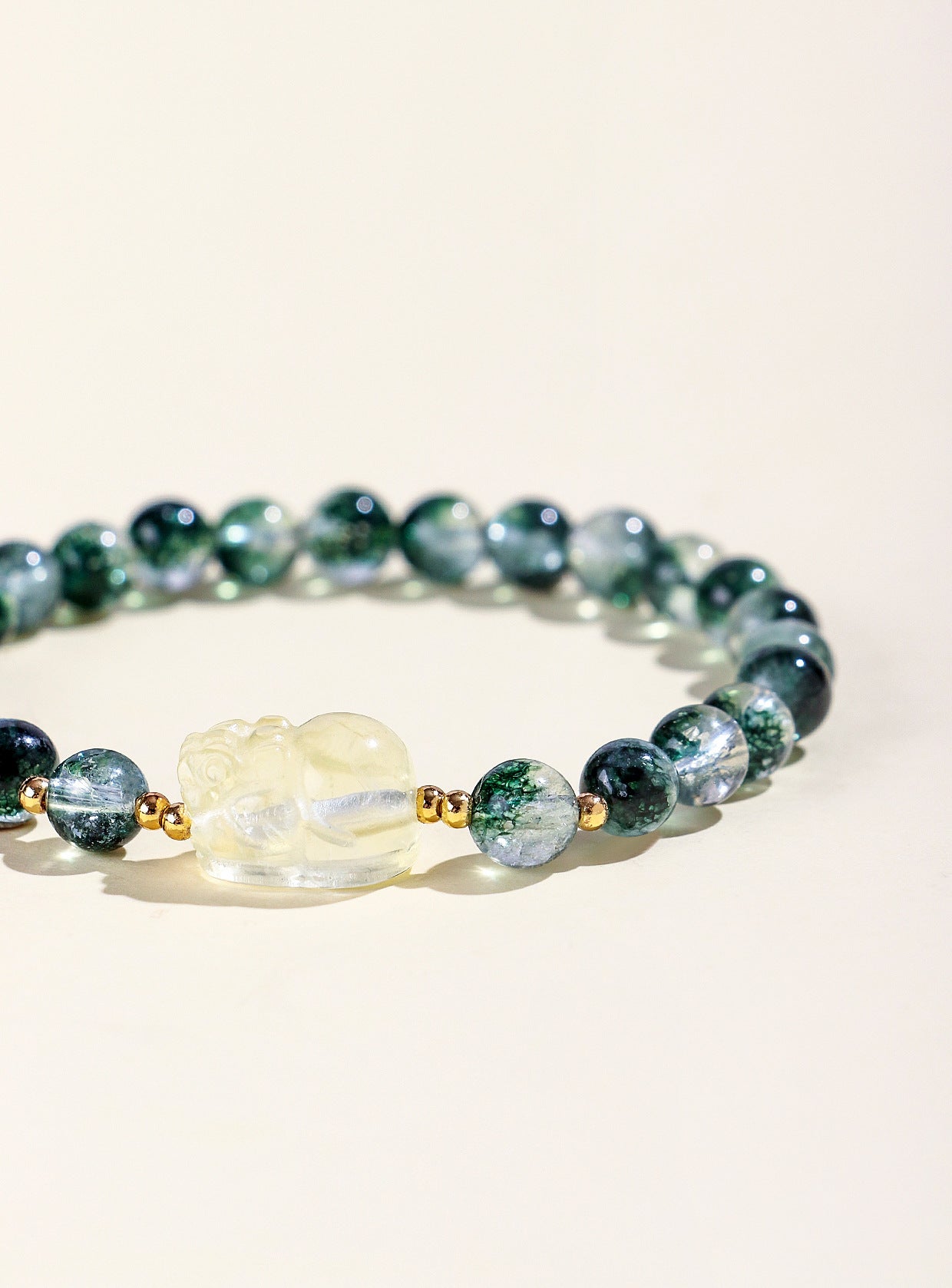 Planderful Fortune's Favor Bracelet – Elegant Crystal Design