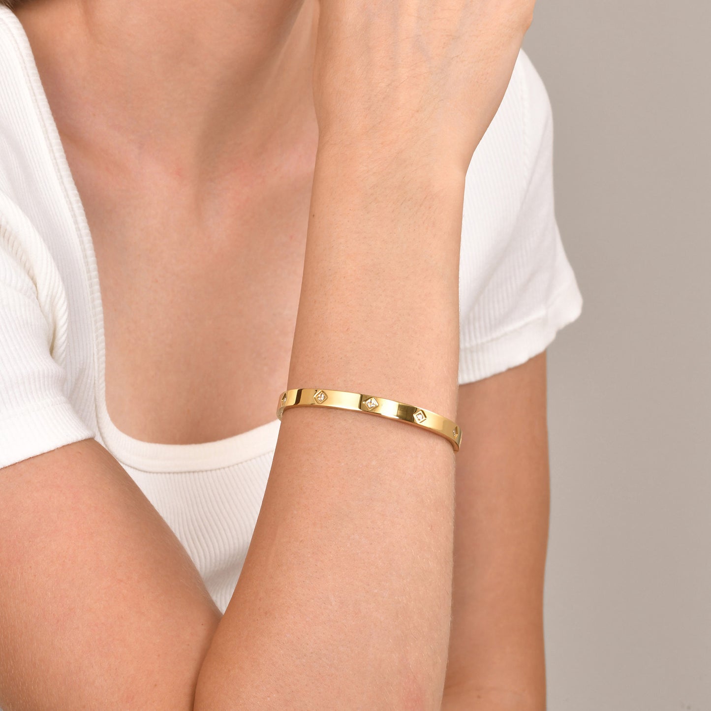 European And American Accessories Stainless Steel Square Zircon Bracelet Golden Woman Openable