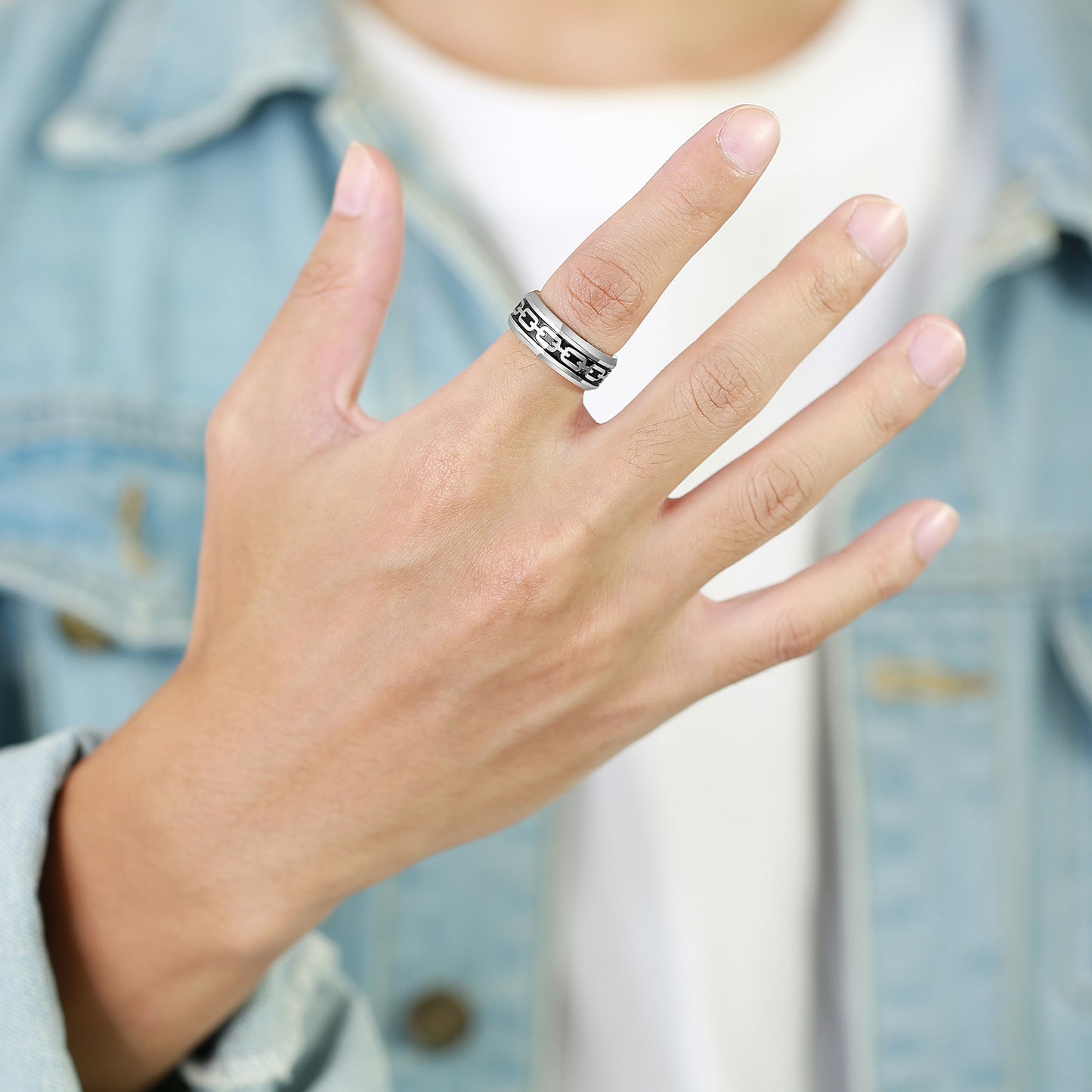 Stainless Steel Corroded Chain Drop Vinyl Ring Jewelry Accessories