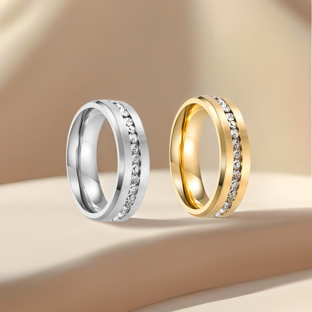Planderful Titanium Steel Couple Ring Roman Numerals Zircon
