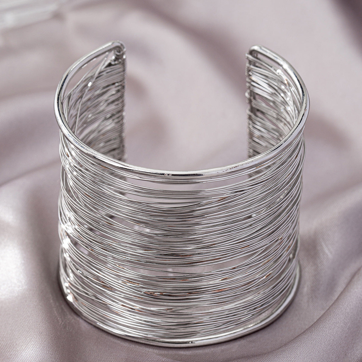 Planderful Vienna Verve Bracelet – Exaggerated Geometric Design