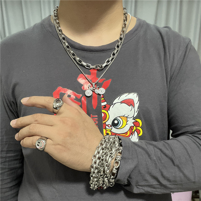 Trendy Titanium Steel Bicycle Pendant Necklace for Men - Retro Style