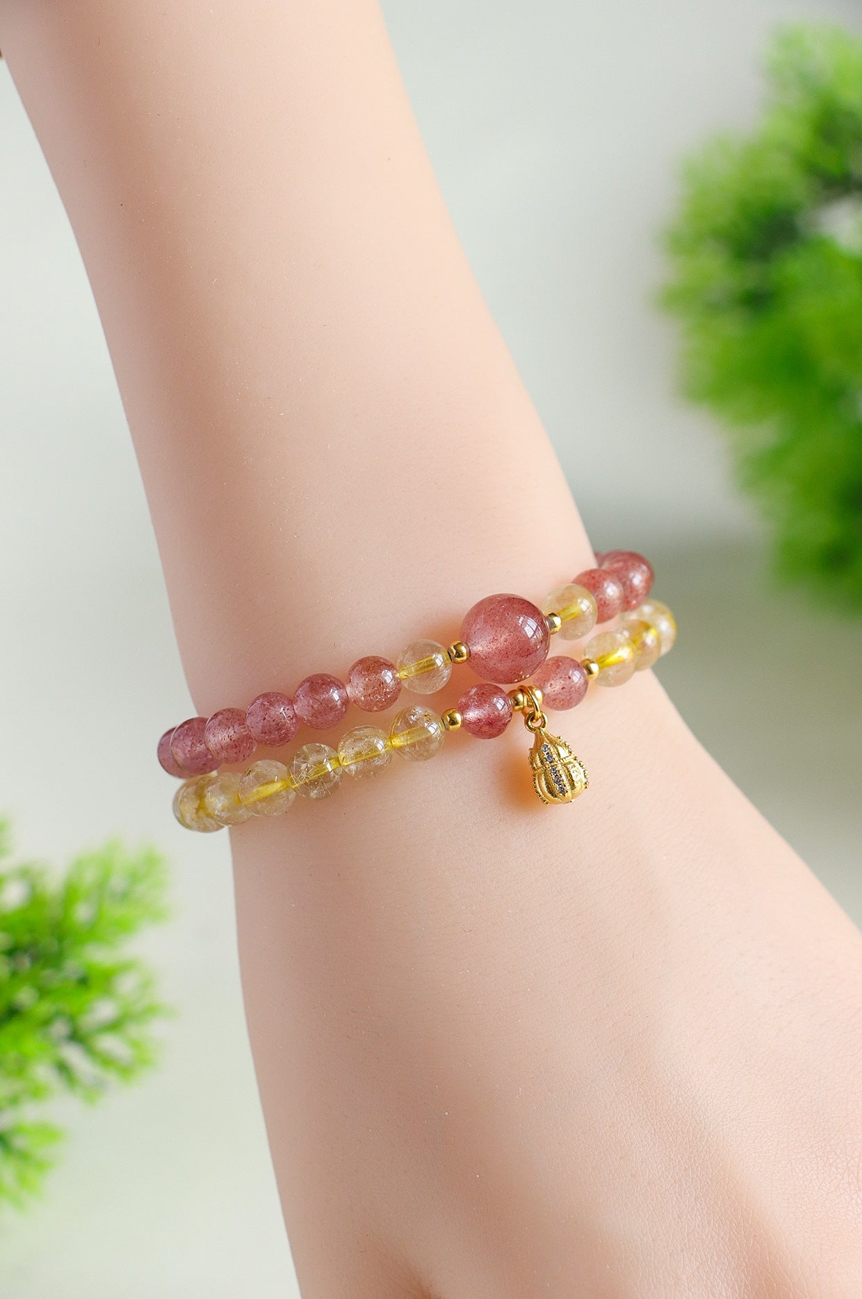 Planderful Fortune's Favor Bracelet – Fresh and Sweet Crystal Design