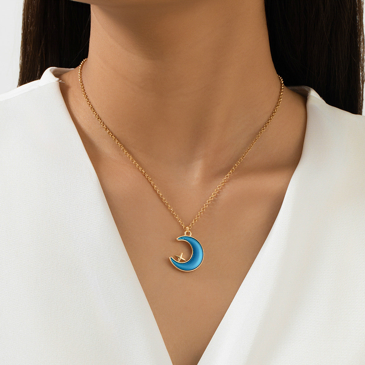 Planderful Vienna Verve Necklace – Simple and Versatile Metal Chain Design