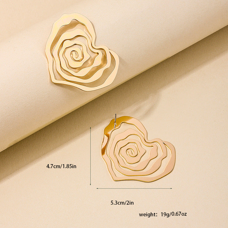 Extravagant European and American Rose Hollow Heart Earrings - Vienna Verve Collection