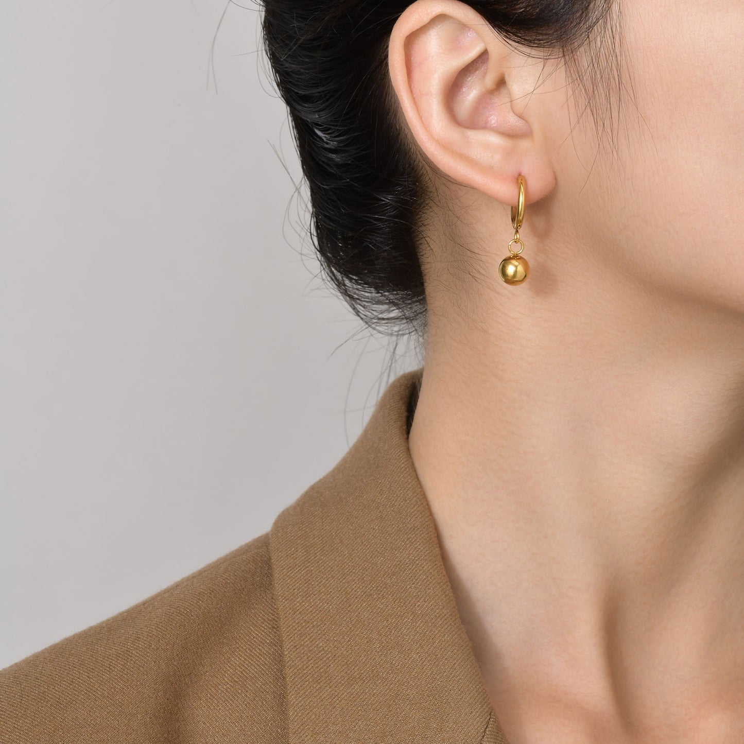 Fashion Earrings Stainless Steel Ball Earrings Golden Ladies