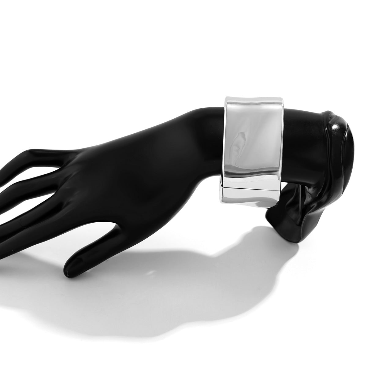 Planderful Vienna Verve Geometric Rhombus Metal Bracelet for Bold Fashion Lovers Industrial Statement Jewelry