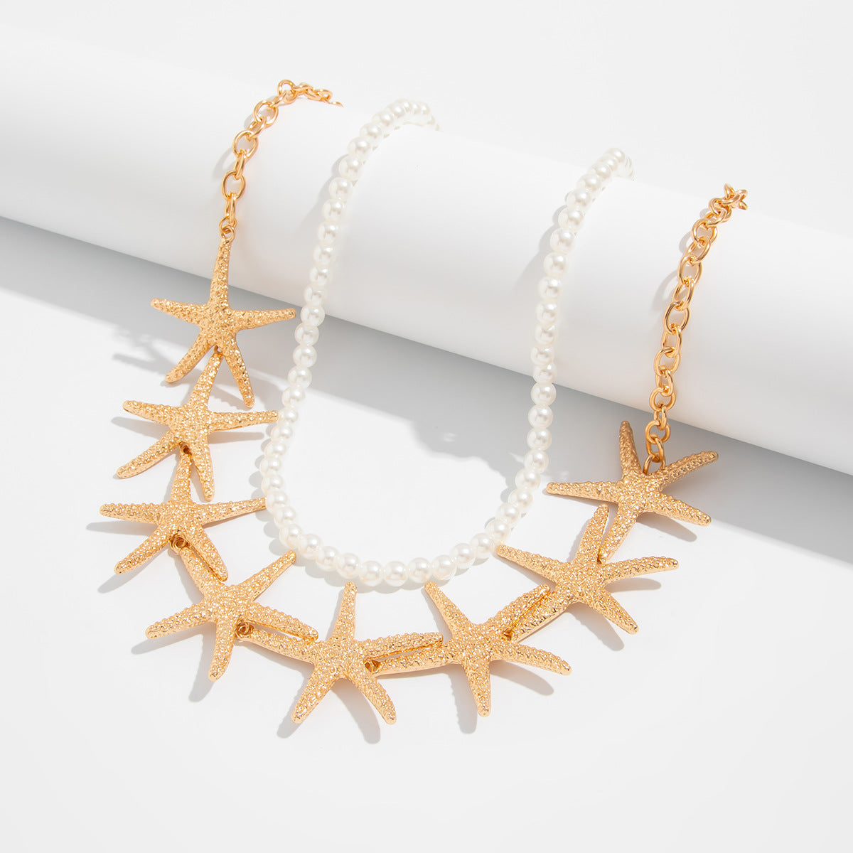 Planderful Vienna Verve Necklace – Ocean-Inspired Starfish Pendant with Imitation Pearl Beads