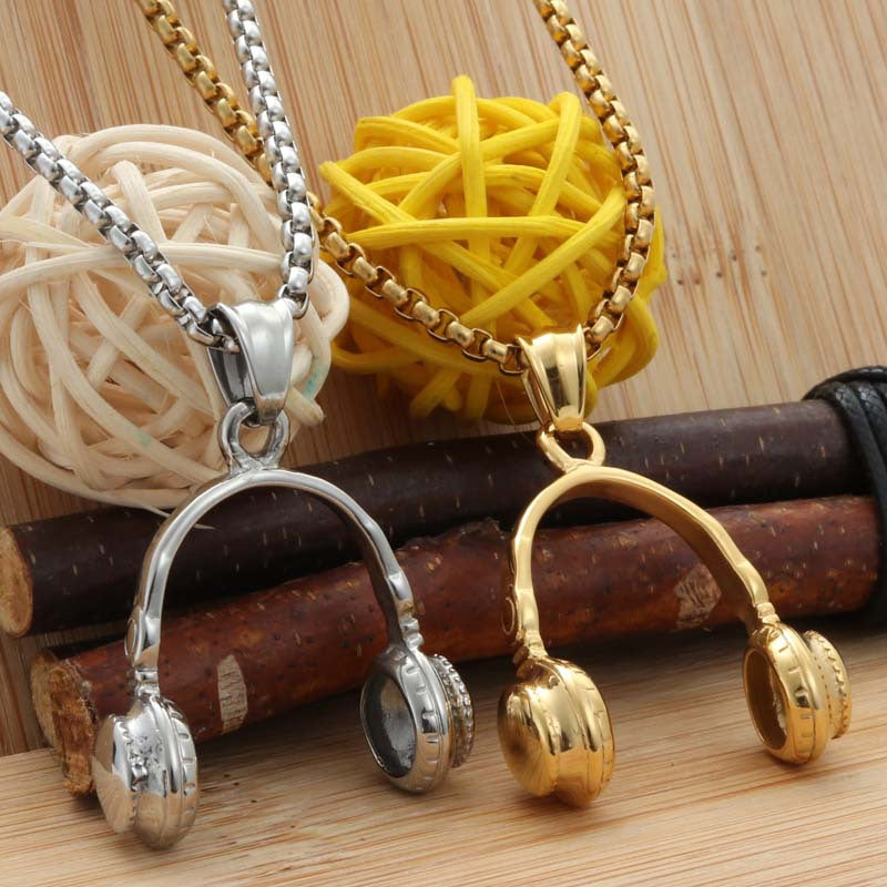 Personalized Titanium Steel Bluetooth Earphone Pendant Necklace for Men - Retro Punk Trendy Design