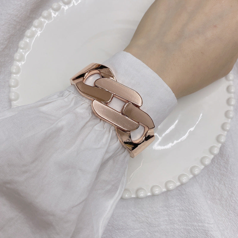 Twisted Dough Vintage Bracelet with Vienna Verve Design