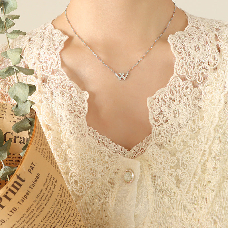 Golden Titanium Steel W Letter Pendant Collarbone Necklace with Korean Design Flair