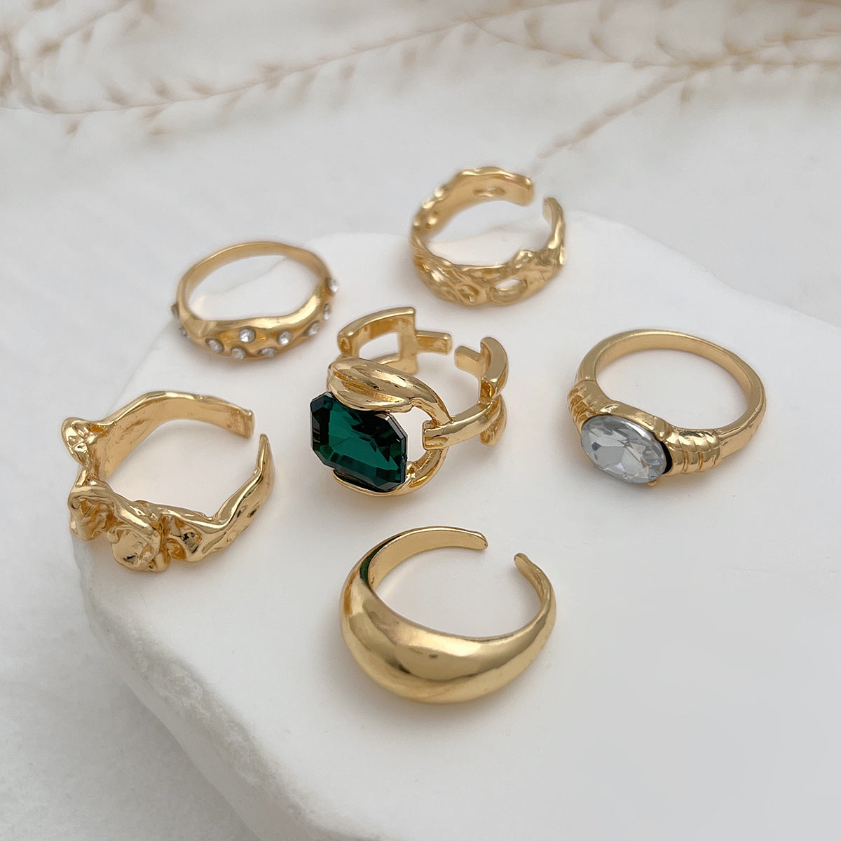 Planderful Vienna Verve Ring – Retro Green Zircon-Set Design