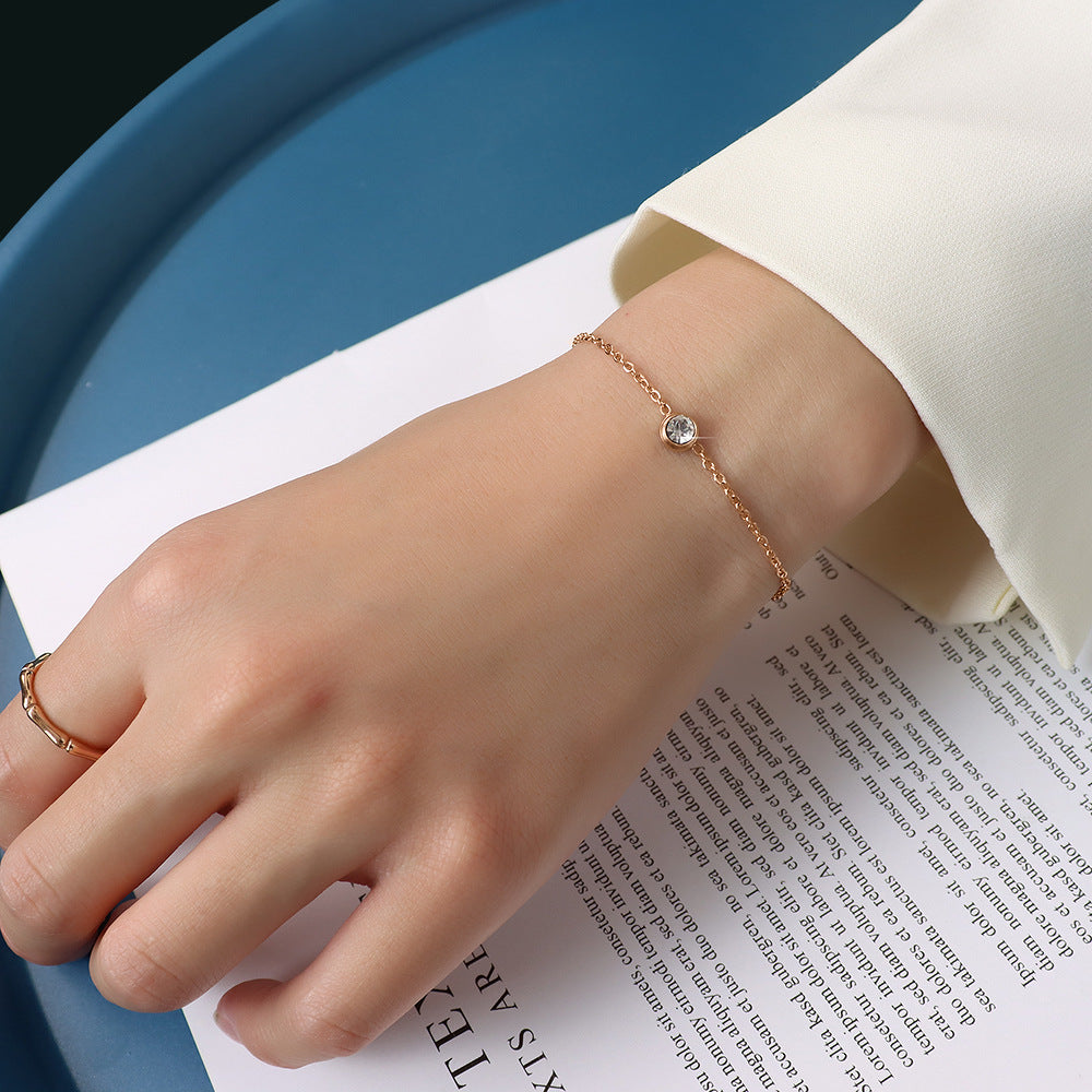 Elegant Single Zircon Gold-Plated Bracelet for Women
