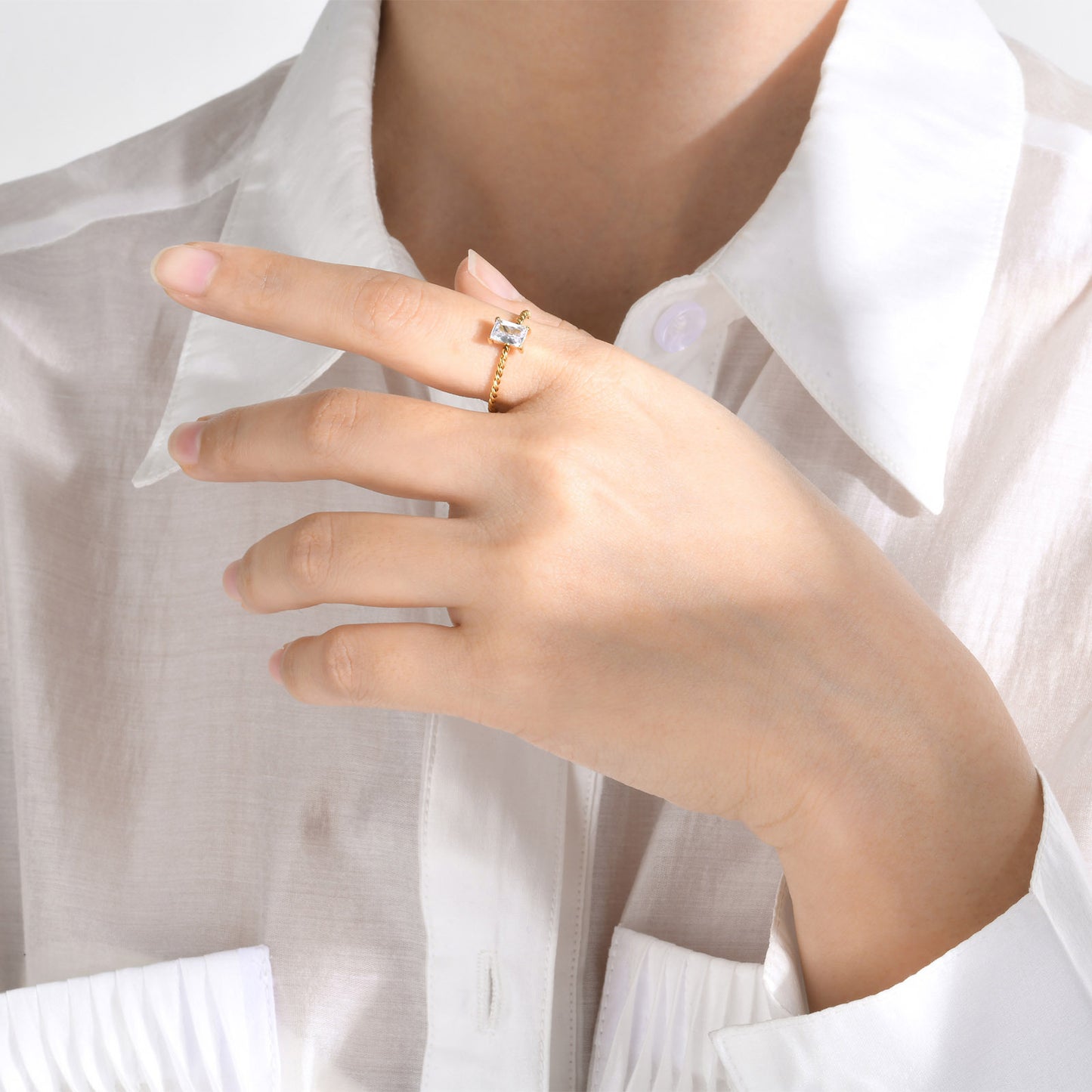 Stainless Steel White Zircon Square Ring Gold in Fashion Jewelry Wholesale