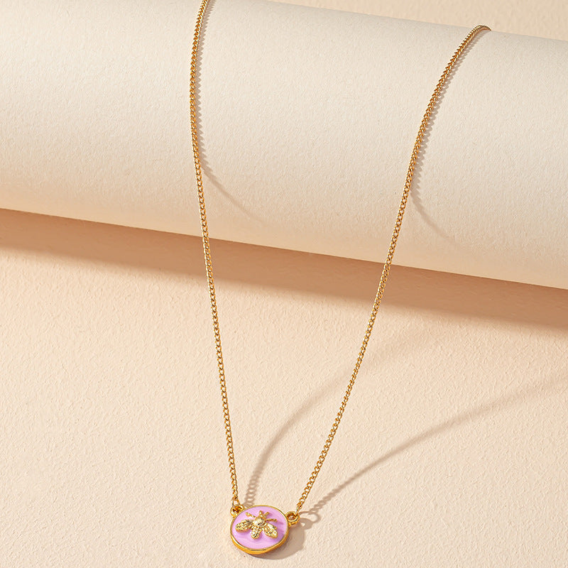 Dazzling Vienna Verve Metal Bee Necklace - Exquisite Cross-Border Jewelry Piece