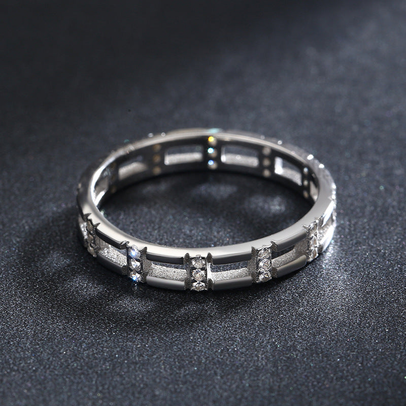 925 Sterling Silver Zircon Overlapping Ring