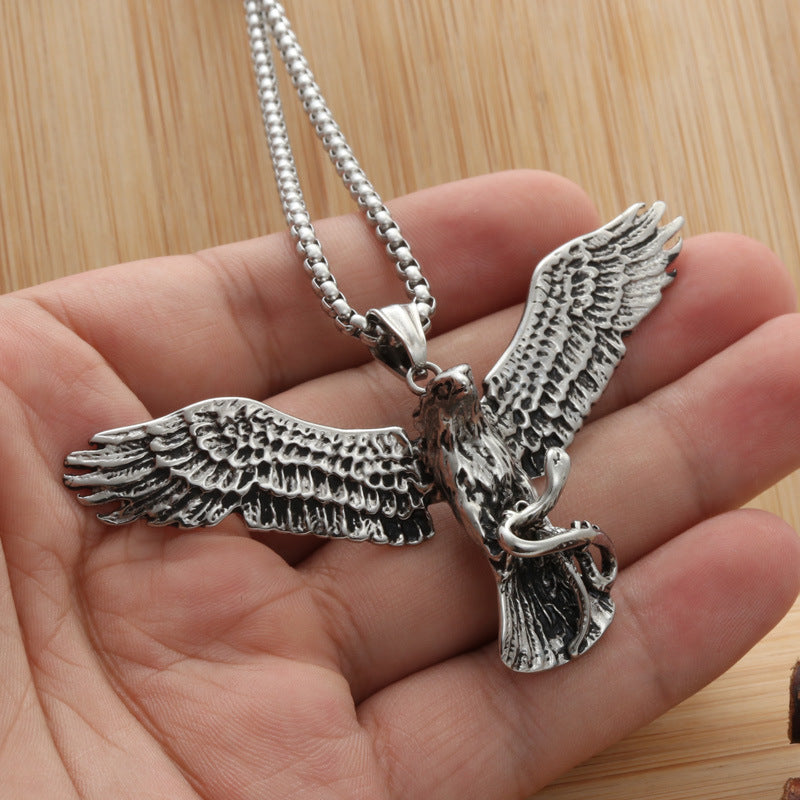 Personalized Retro Punk Titanium Steel Eagle Pendant Necklace for Men - Trendy Snake Catcher Design
