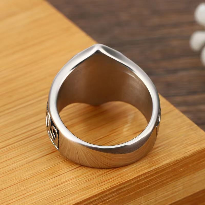 Retro Titanium Steel Pentagram Ring for Men - European and American Style