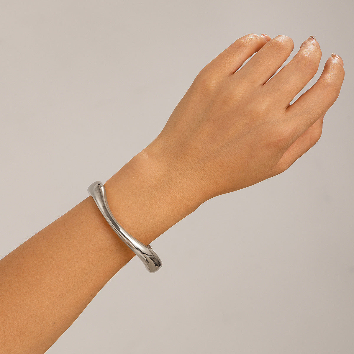 Planderful Vienna Verve Exaggerated Irregular Surface Metal Bracelet For Women Statement Jewelry