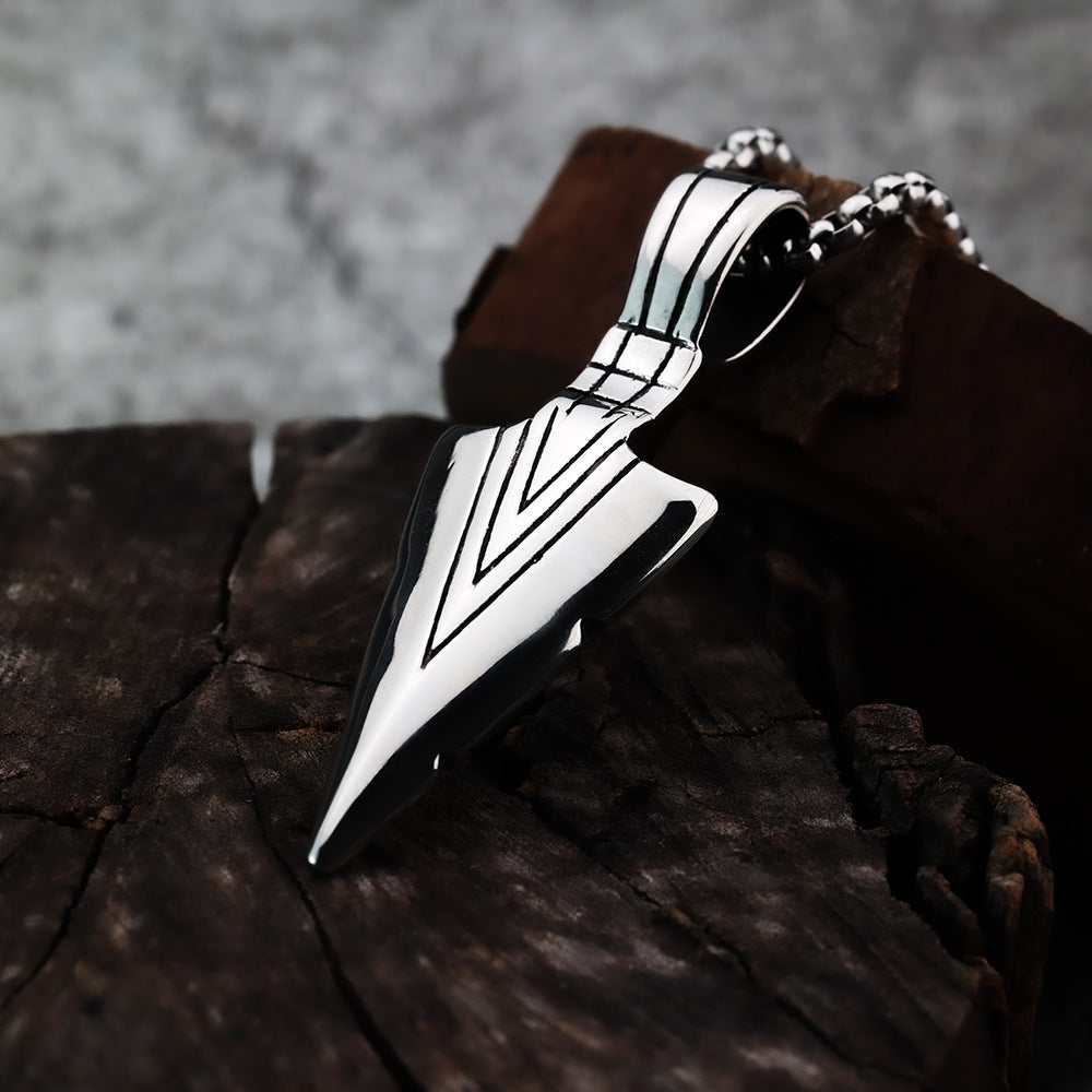 European And American Personalized Retro Spearhead Pendant Necklace