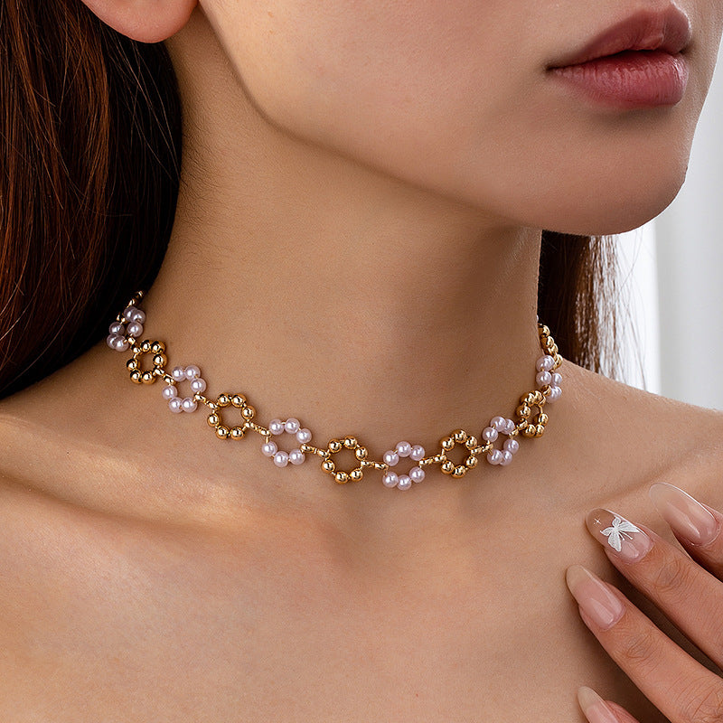 Planderful Vienna Verve Necklace – Elegant Imitation Pearl Design