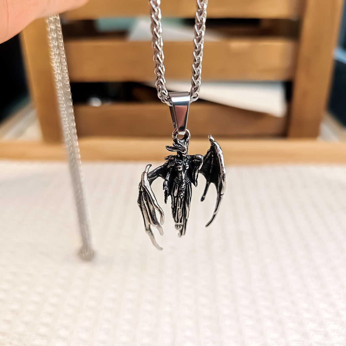 Punk Muse Mechanical Ji Skeleton Men's Necklace Fallen Angel Pendant Ornament
