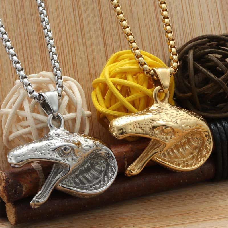Titanium Steel Punk Crocodile Pendant Necklace for Men - Retro Trendy Dominating Design
