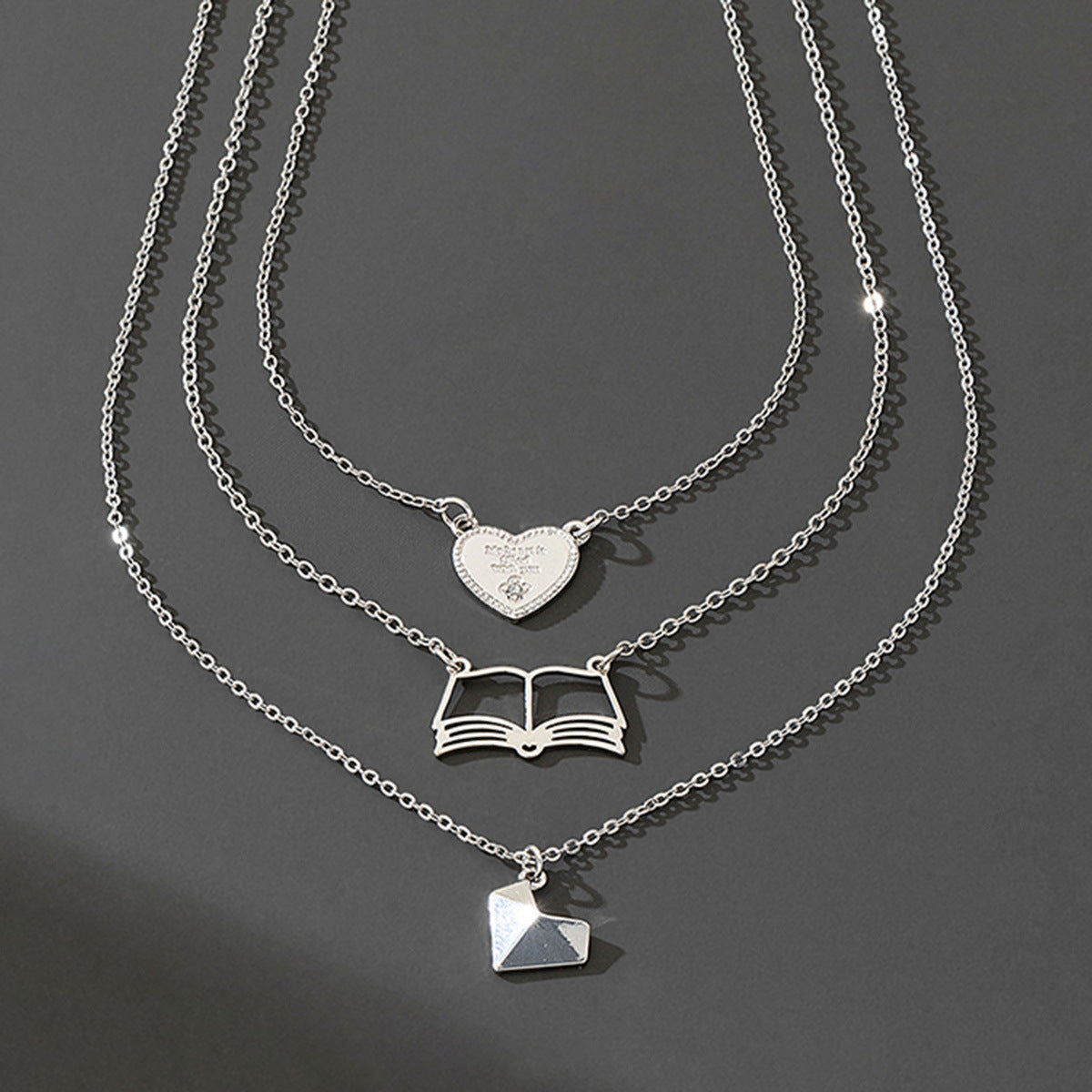 Planderful Vienna Verve Necklace Set – Exquisite Three-Dimensional Heart Design
