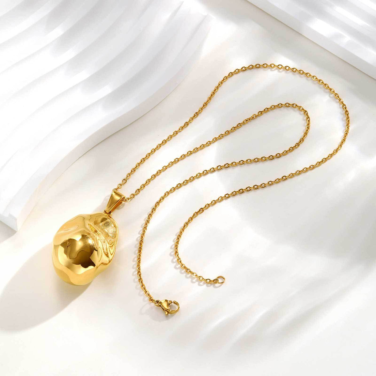 Vintage Jewelry — Earring Pair or Pendant Necklace