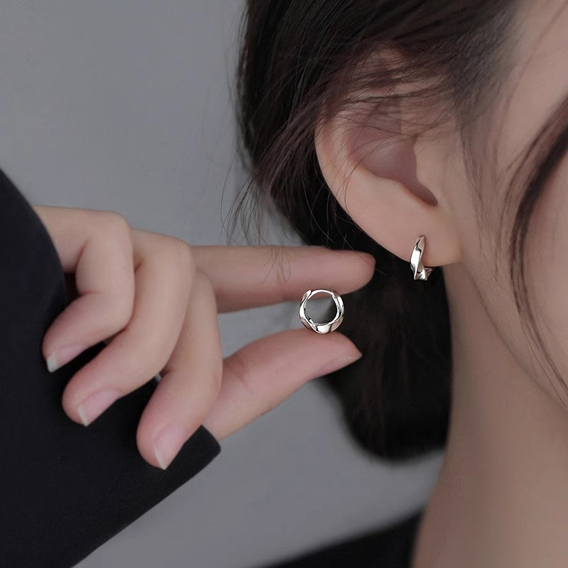 Planderful 925 Sterling Silver Mobius Ring Earrings for Women Elegant Niche Design High End Stud Jewelry