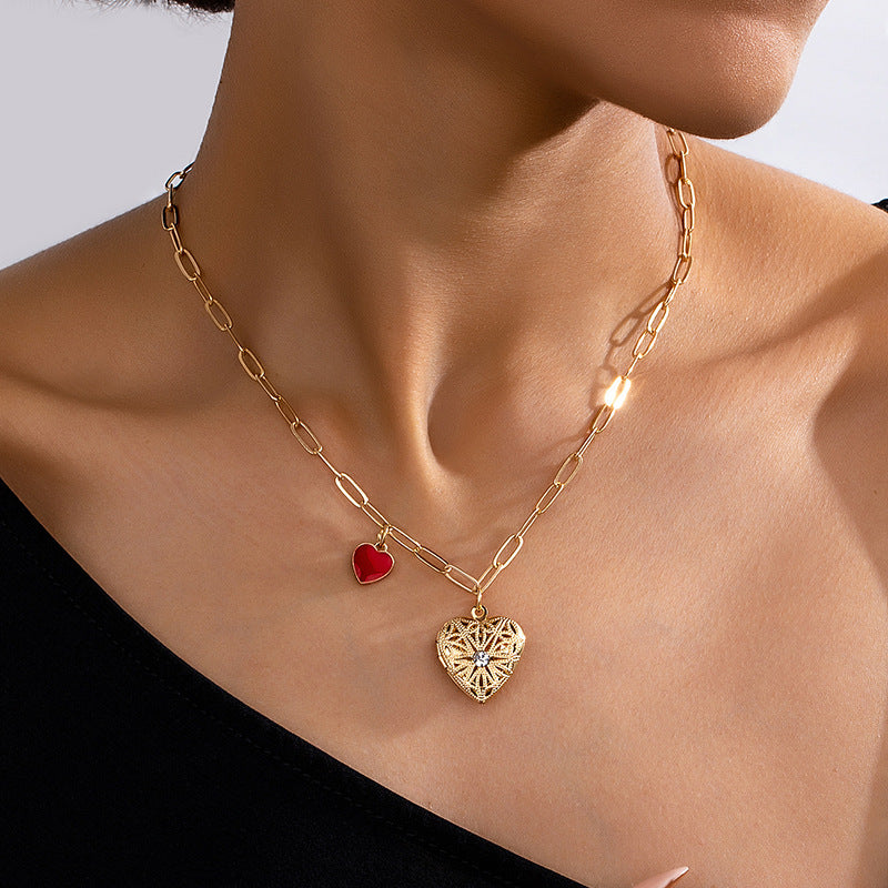 Planderful Vienna Verve Necklace – Elegant Metal Love Pendant with Diamond Accents