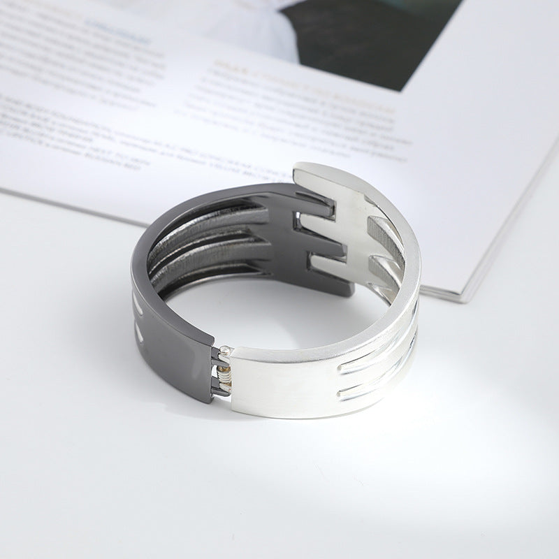 European Silver Wide Edge Exaggerated Bracelet from Vienna Verve Collection