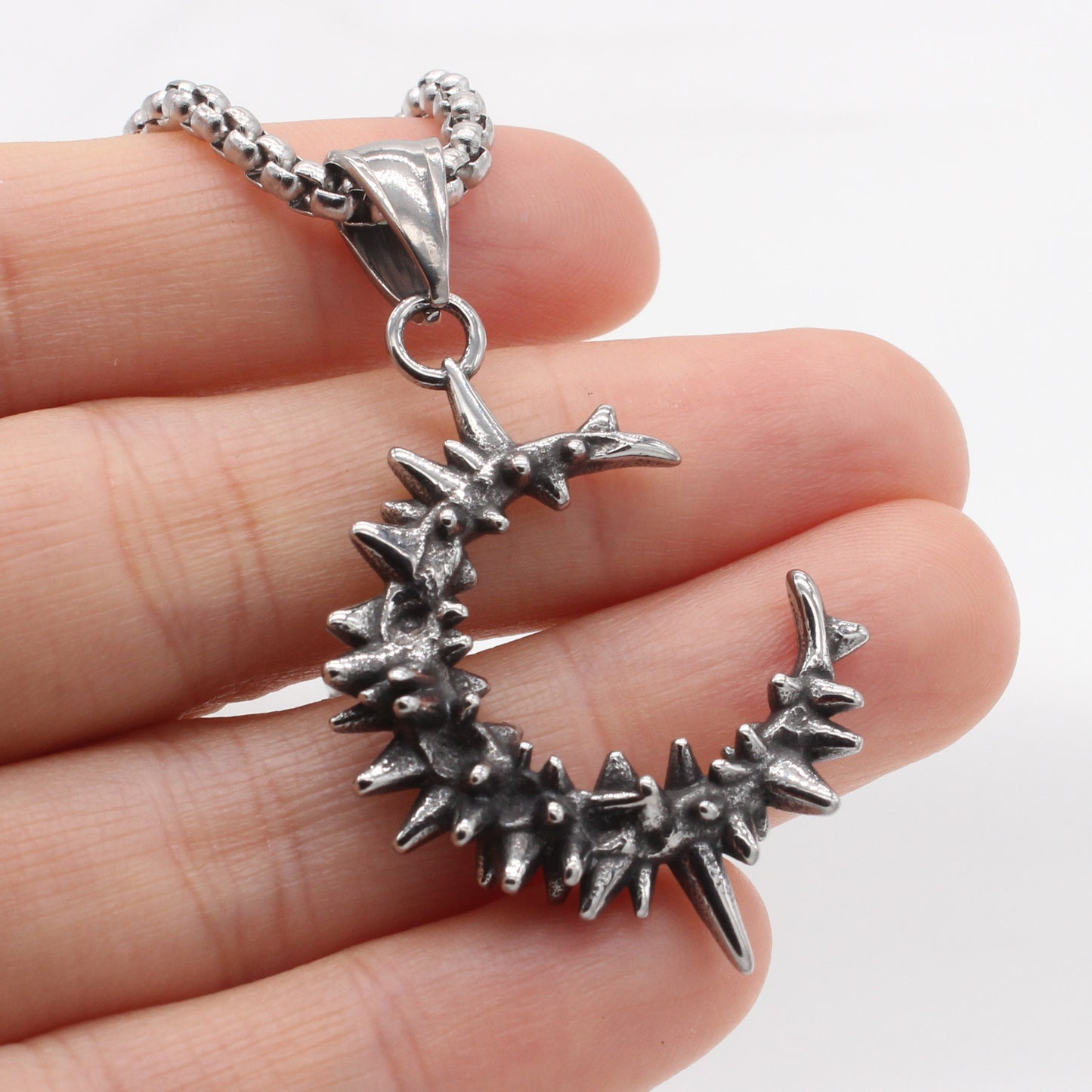 Planderful Everyday Genie – European and American Retro Moon Men's Titanium Steel Pendant Necklace for Men