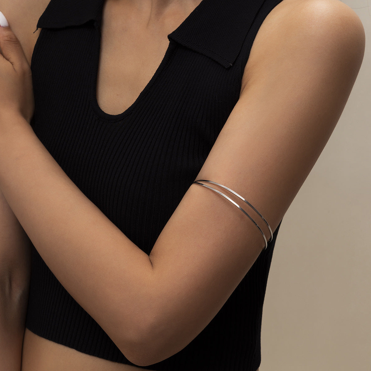 Hollow Double-Layer C-Shaped Arm Bracelet Business Sweet And
