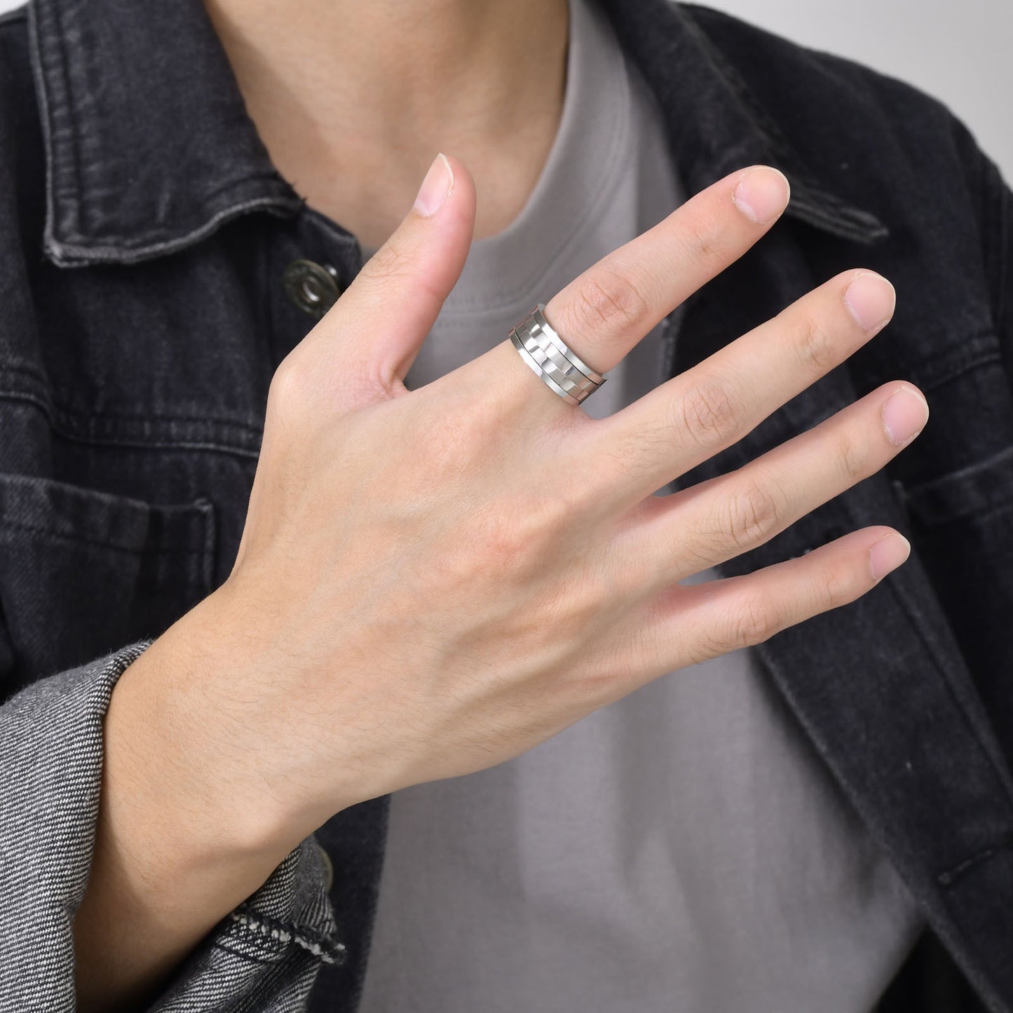 European And American Cross-Border Accessories Men's Titanium Steel Rotating 9mm Ring