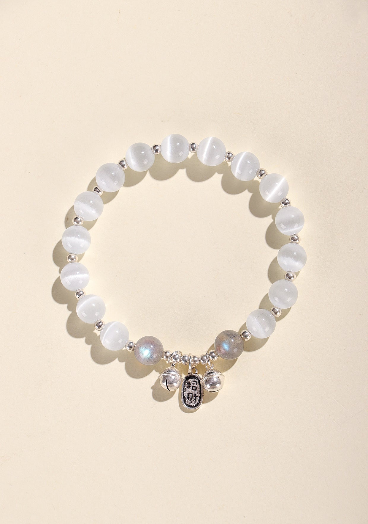 Planderful Fortune's Favor Bracelet – Exquisite Gray Moonlight Opal Design