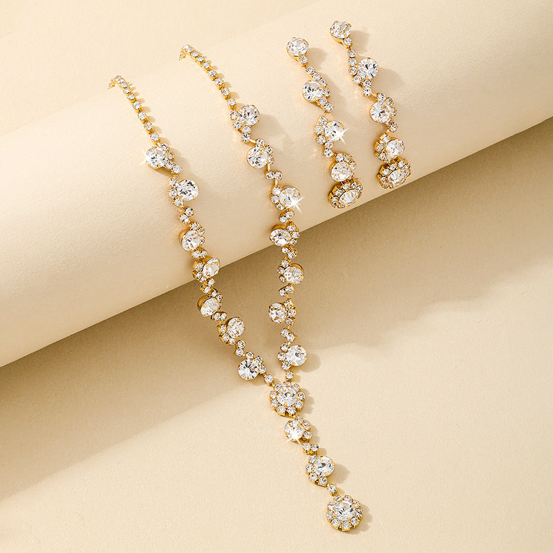 Elegant Women's Jewelry Set by Planderful for Fashion Lovers