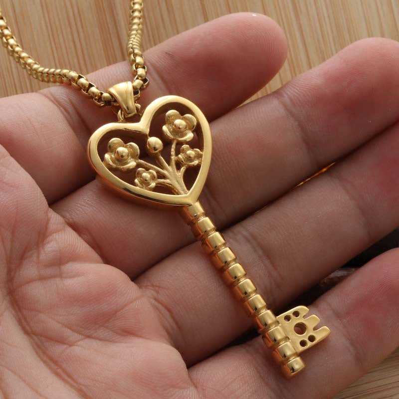 Personalized Retro Punk Flower Key Pendant Necklace in Titanium Steel for Women