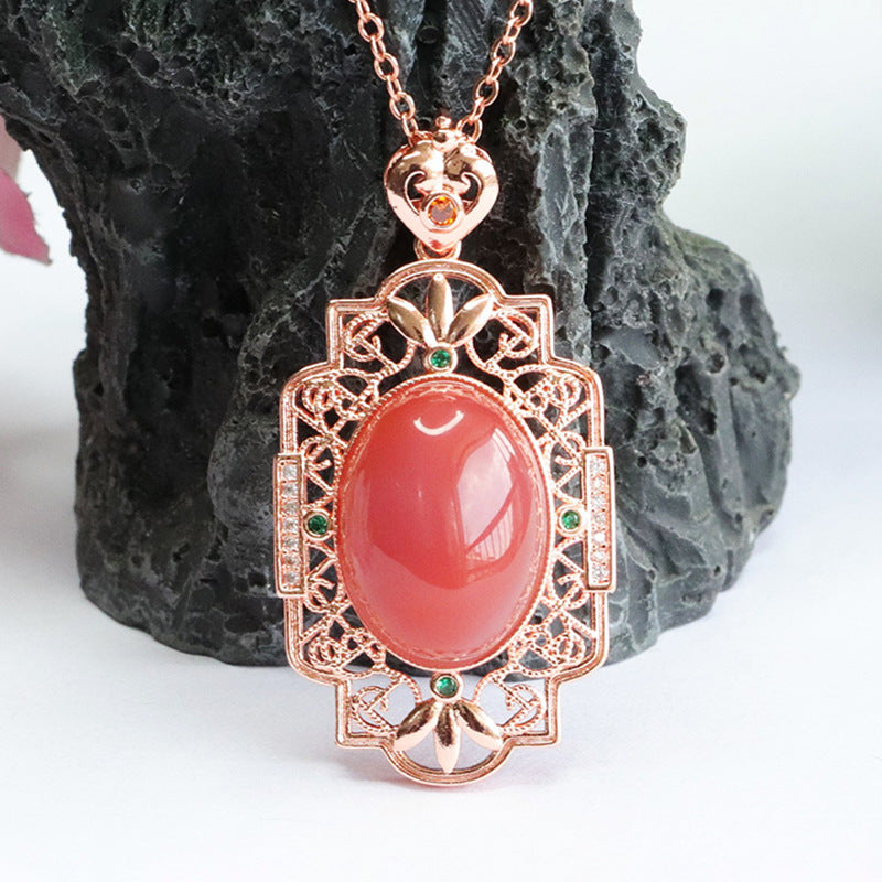 Natural Agate Hollow Pendant Necklace with Vintage Charm