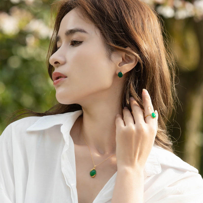 Willow Leaf Oval Green Agate Opening Sterling Silver Ring