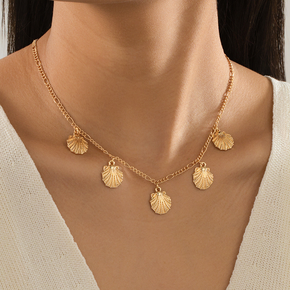 Planderful Vienna Verve Necklace – Personalized Vacation Shell Pendant