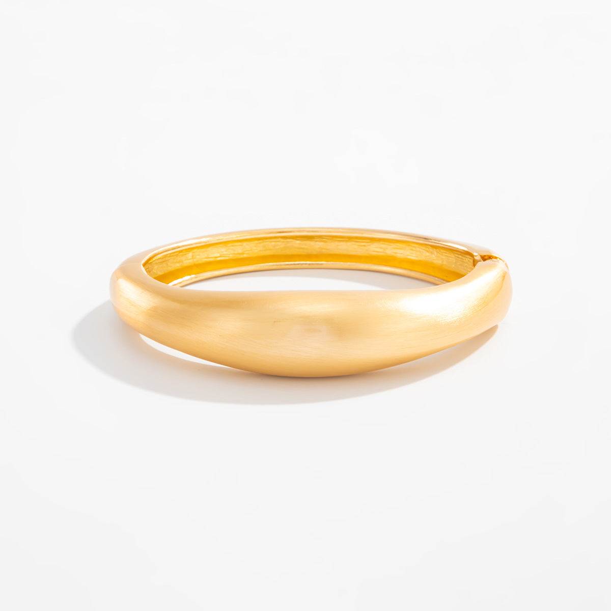 Planderful Vienna Verve Matte Gold Bracelet For Women Personalized Influencer Style With Spring Buckle