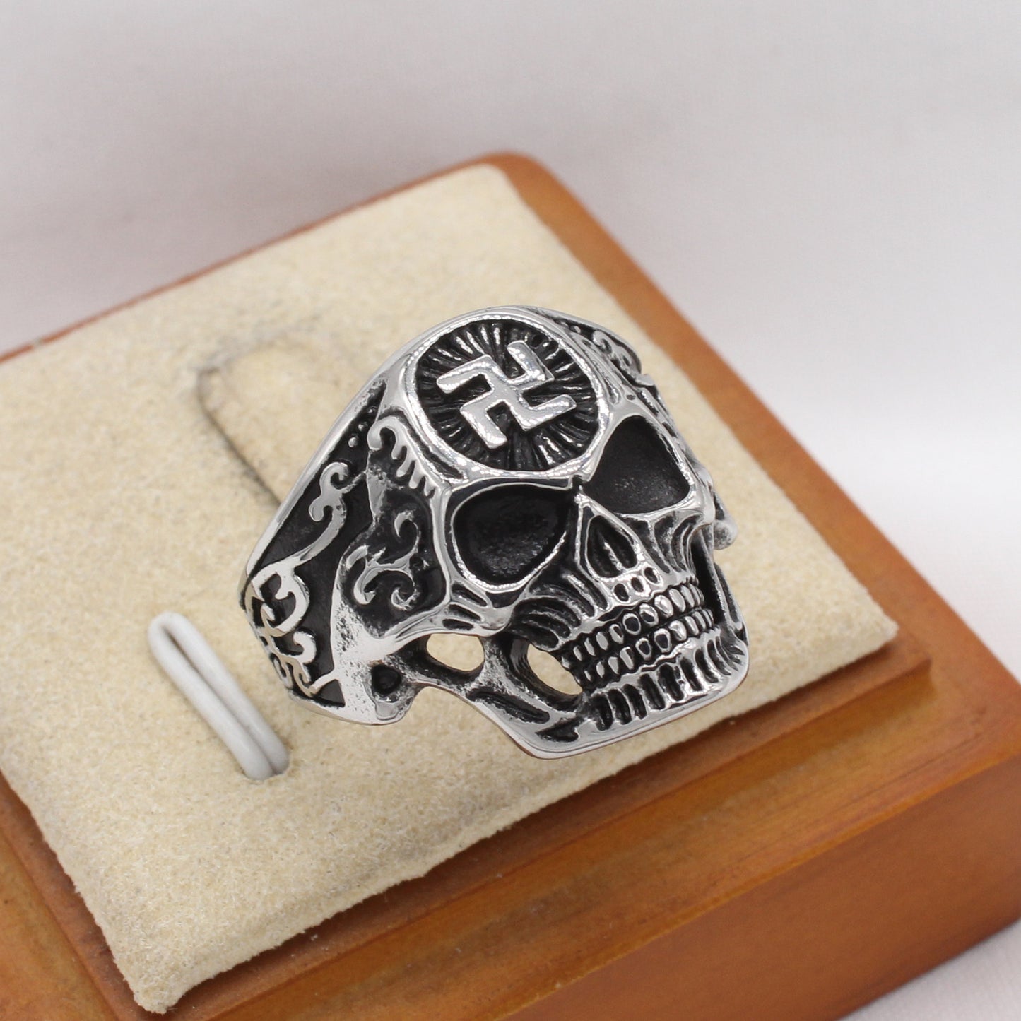 Planderful Jewelry Skull Ring For Men Titanium Steel Vintage European American Style With Bold Detailing