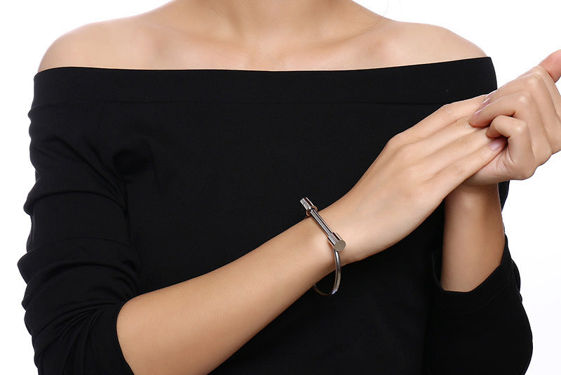 Personalized Hipster Titanium Steel Horseshoe Buckle Bracelet