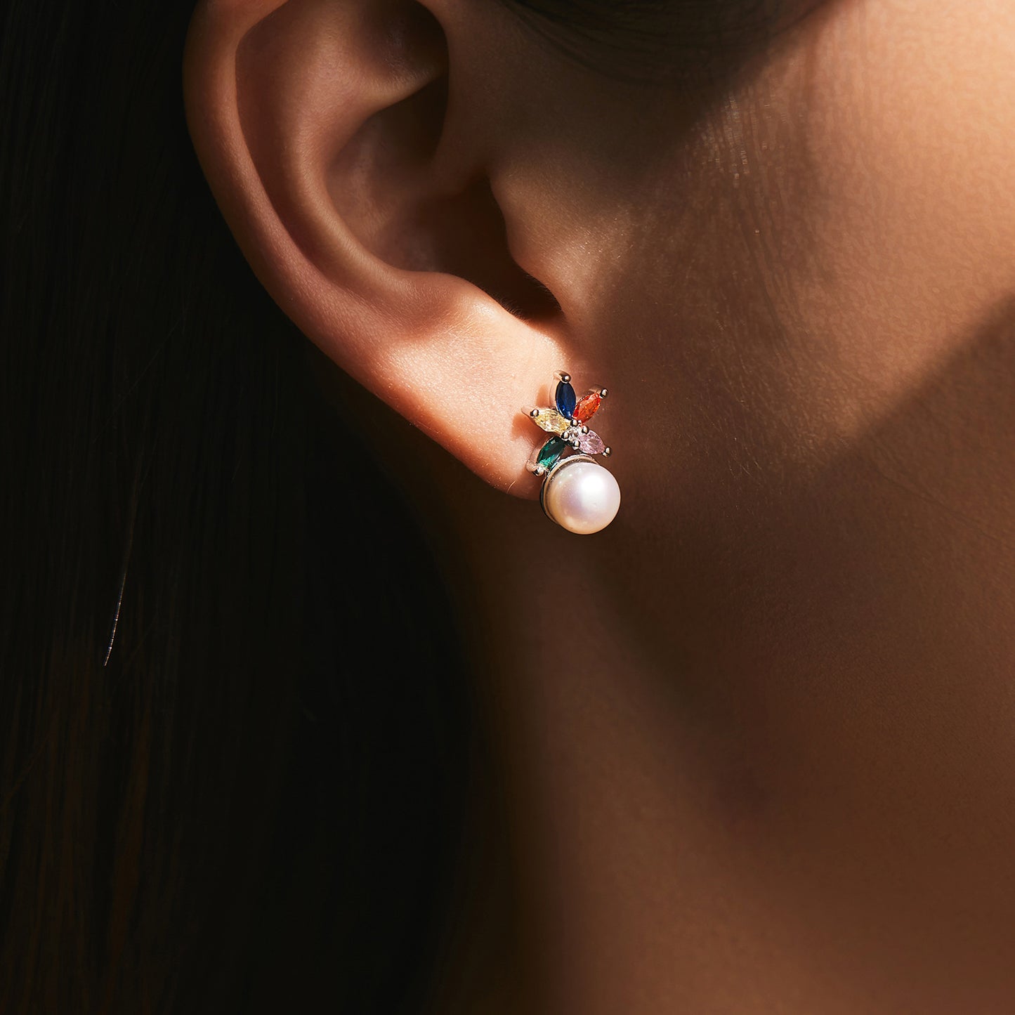 Planderful Everyday Genie Earrings – Elegant Rainbow Zircon and Pearl Design