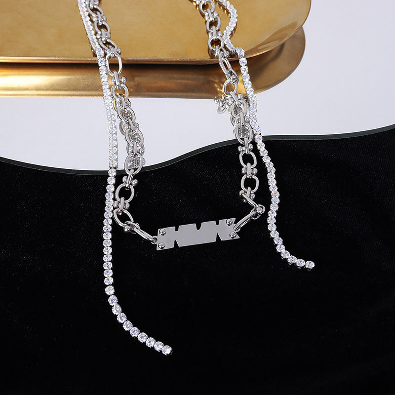 Hot Girl Personality Hip-Hop Jewelry Set with Geometric Pendant and Clavicle Necklace