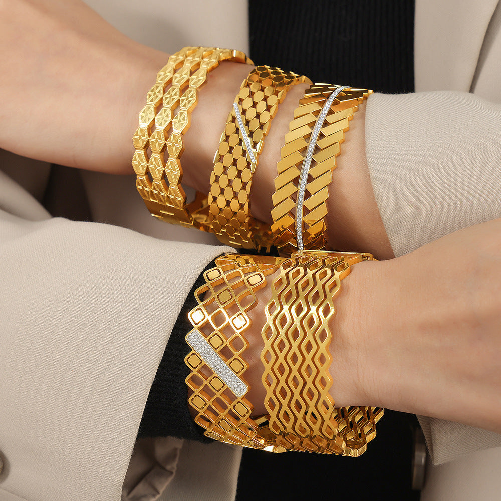 European Charm Hollow Gold-Plated Zircon Bracelet Jewelry for Women