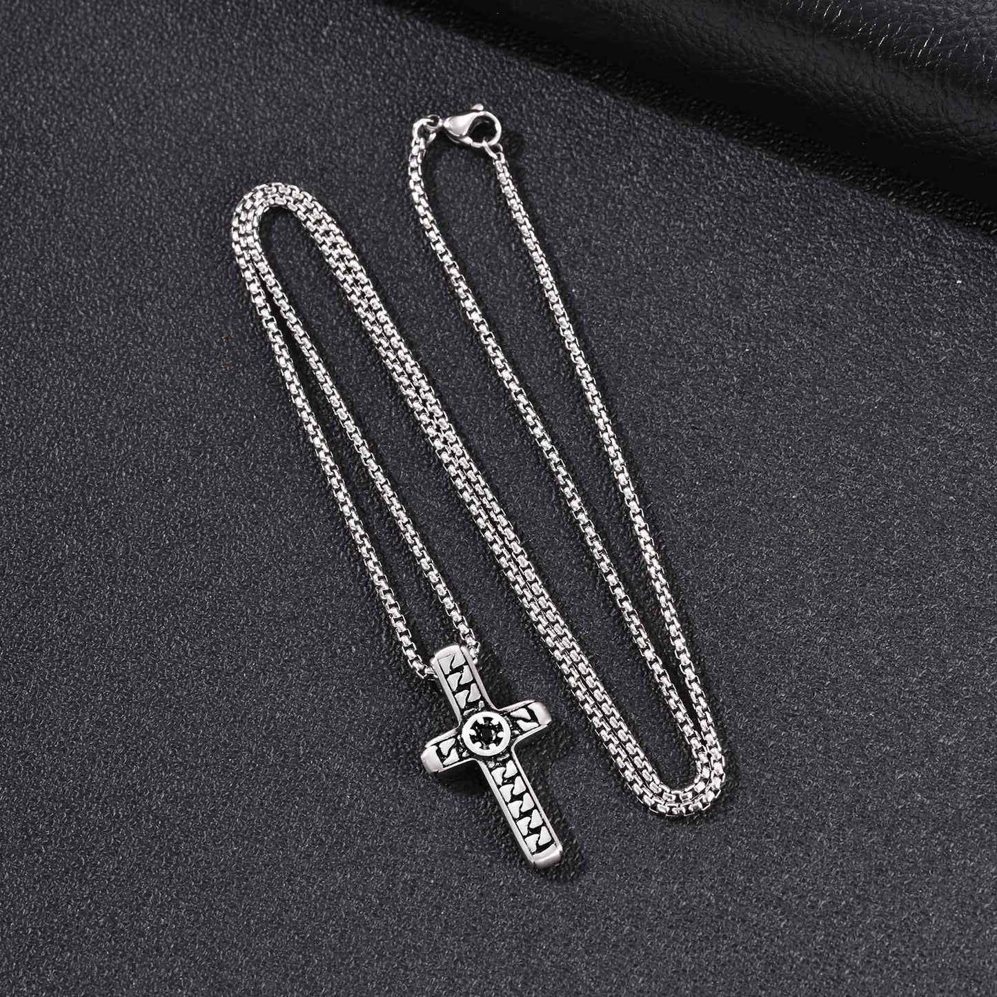 Stainless Steel Cross Pendant – Religious Style Daily Cool Hip Hop Necklace