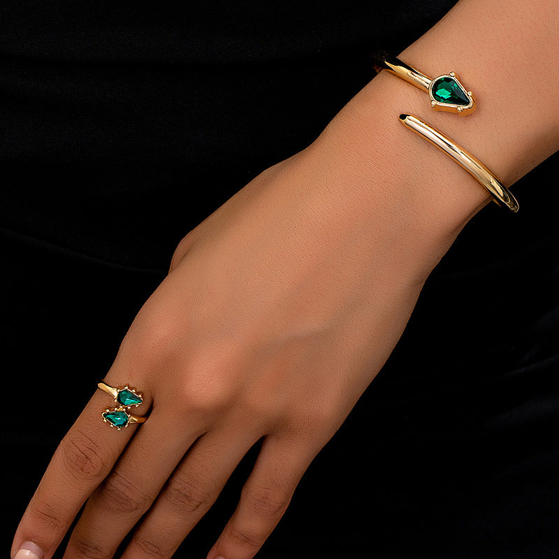 Versatile Emerald Zircon Metal Circle Jewelry Set for Women