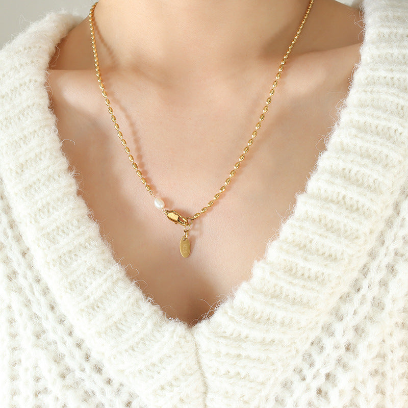 Pearlescent Elegance Necklace with Lobster Buckle - Gold-Plated Titanium Steel Chain